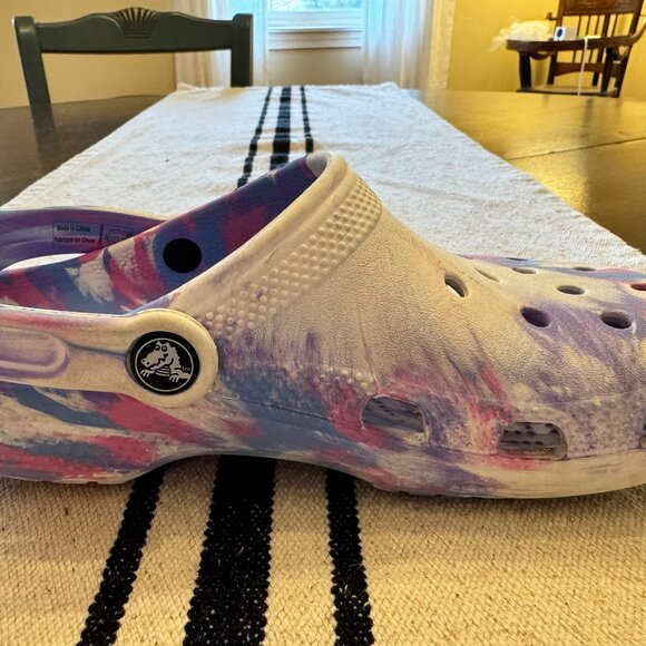 CROCS Classic Clog Children Size J 3 Marbled Tie Dye Purple Pink White - Picture 5 of 8